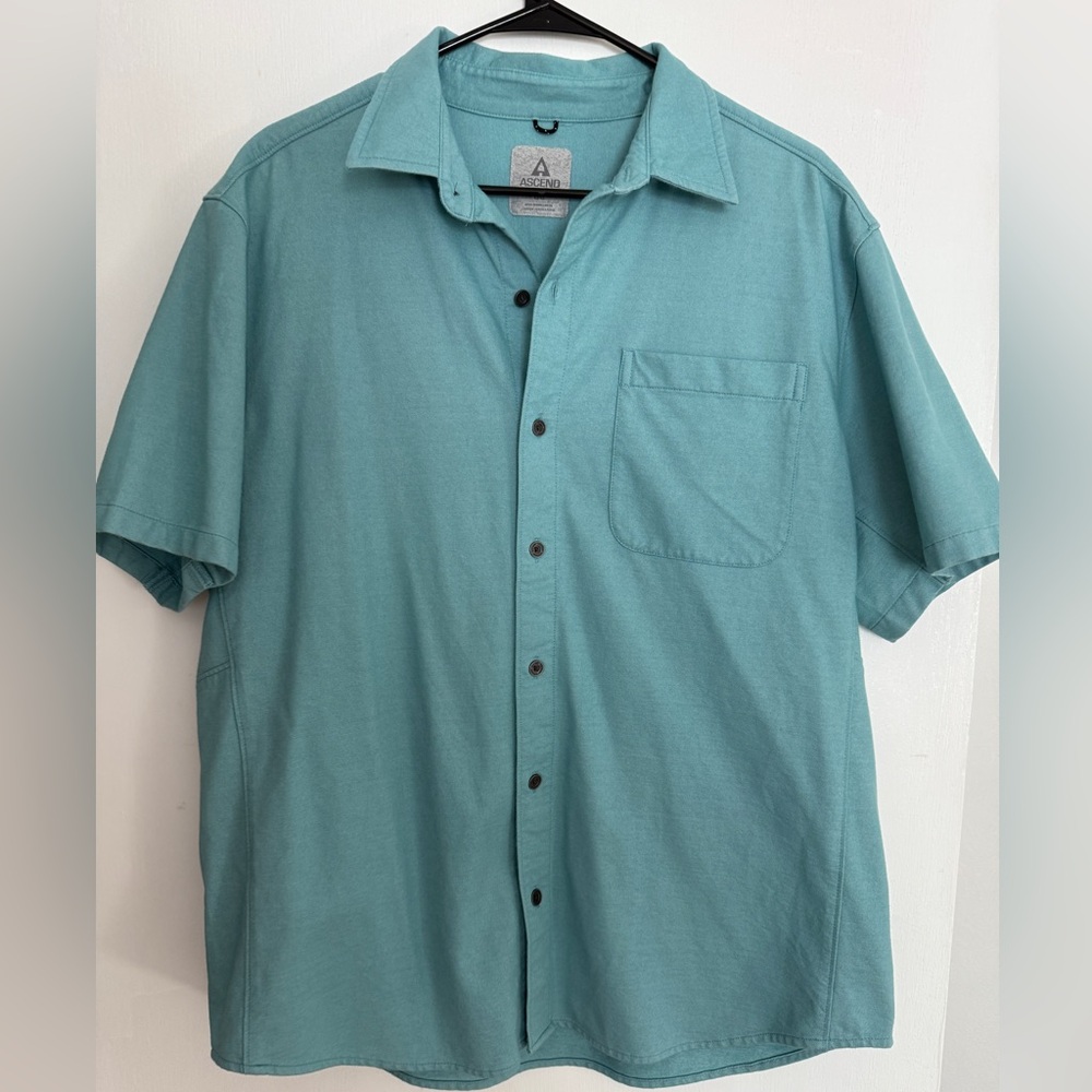 Ascend Aqua Outerwear